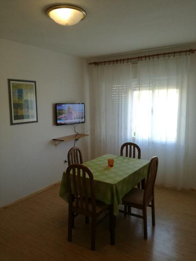 Apartment Ivo Trogir Exterior photo